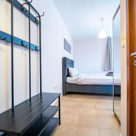 Lovely In Studentski Grad *